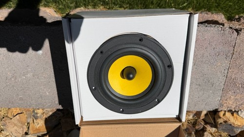 Two hivi bass - f5, bass/midrange