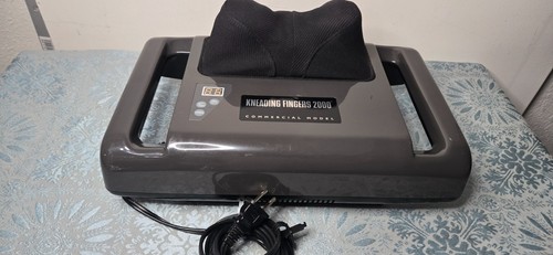 Kneading fingers 2000 - kneading,