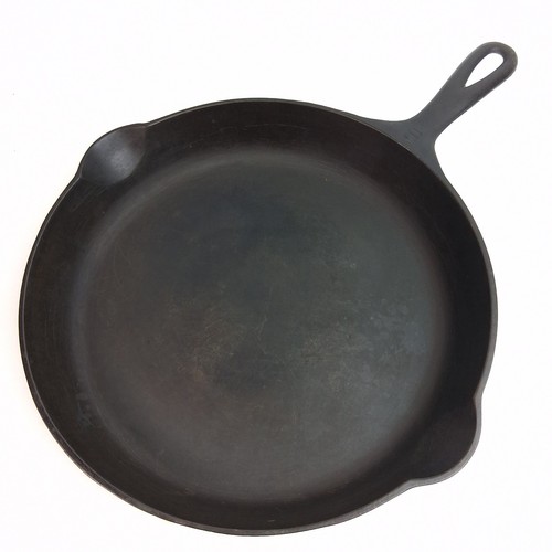Griswold victor cast iron - griswold,