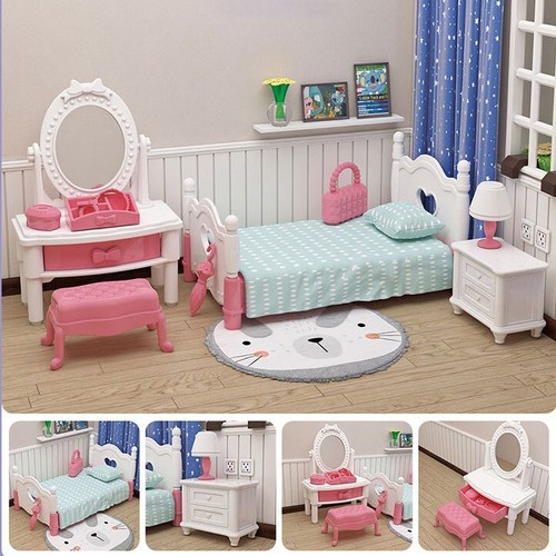 Scale dollhouse miniature - 1/24,
