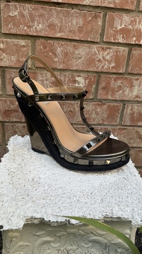 Only one valentino - only,