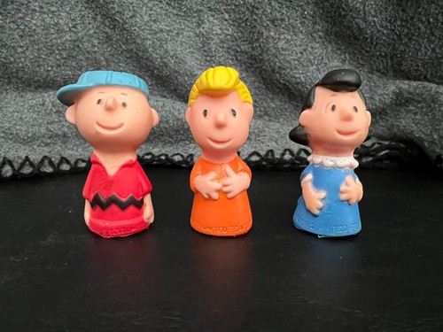Vintage peanuts gang finger - vintage,