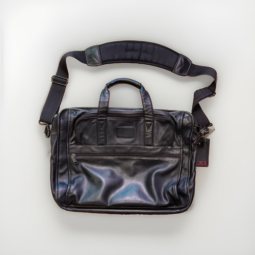 Tumi black leather - leather, expandable