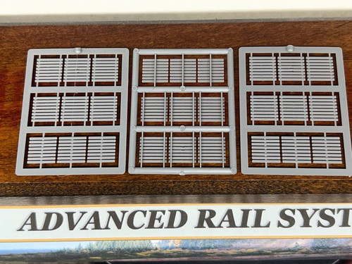 Wood pallets skids for - or,