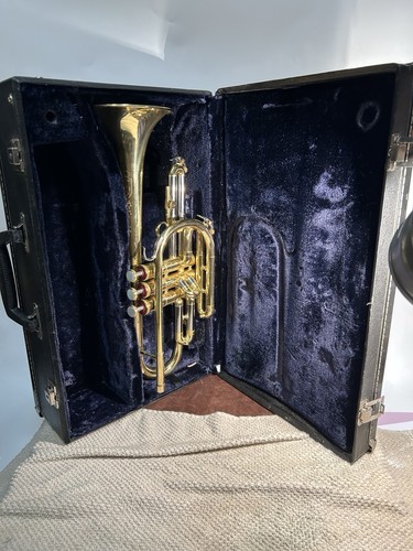 Vintage conn brass cornet - cornet, w