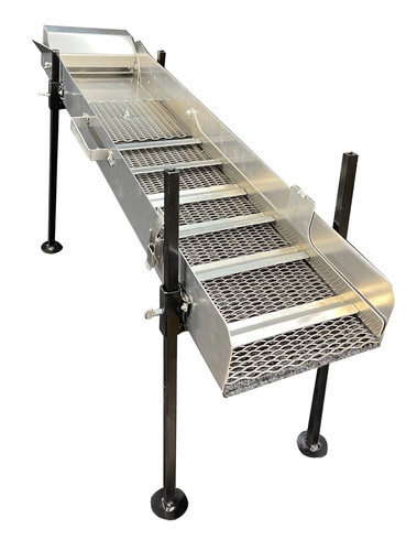 Power sluice box with - sluice,