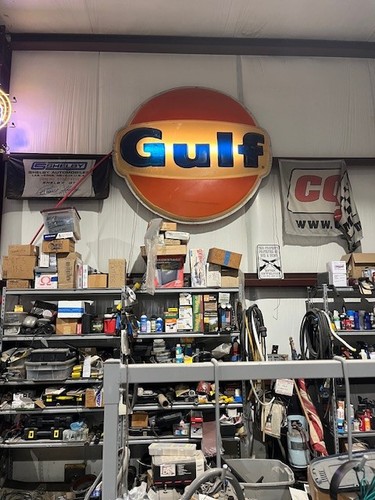 Gulf oil embossed - oil, original
