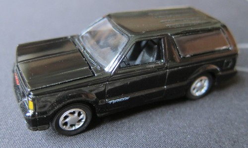 Johnny lightning scale - lightning, 1:64