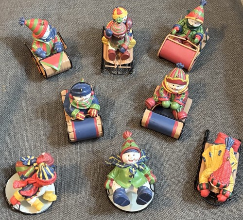 Set eight snowmen - snowmen, sleds