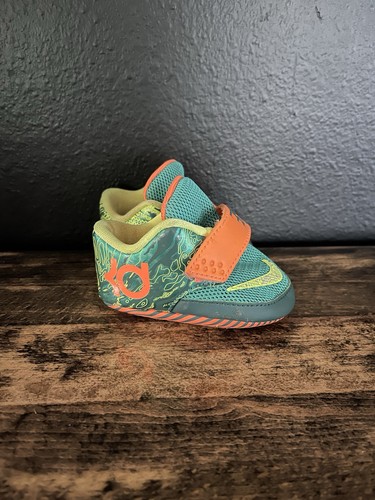 Teeny tiny baby nike - tiny, kd