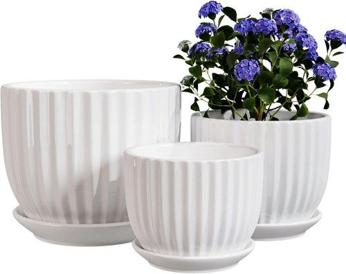 White plant pots set - white,