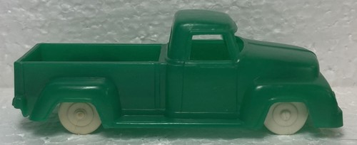 Plasticville pickup truck - pickup,