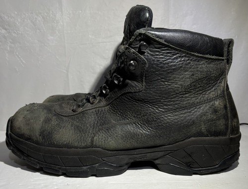 Red wing elect hazard - hazard, hiker