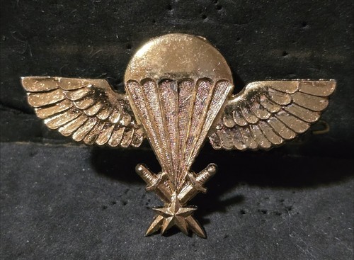 Senegal army master - master, parachute