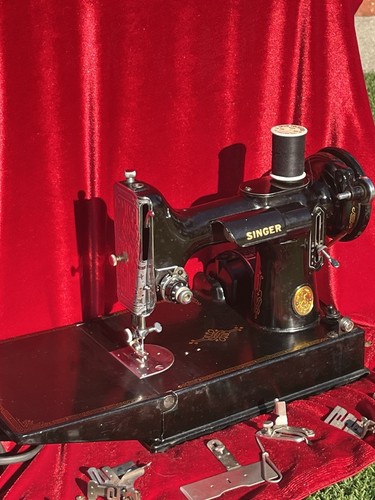 Singer featherweight 221 - singer,