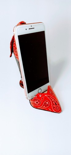 Cell phone holder - cell,