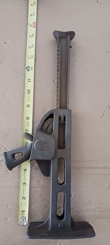 Unusual model other - t,