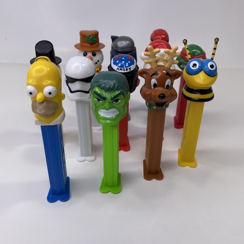 Pez dispenser lot - of, mixed