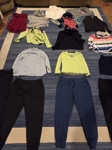 Lot womens tops and - of, 16