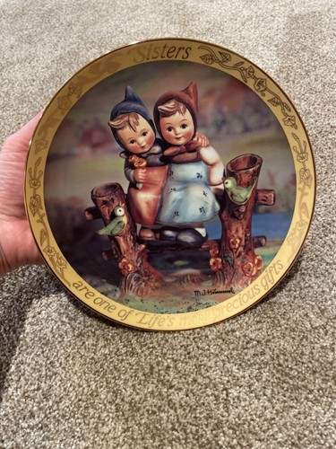 Hummel sisters plate - m.j.,